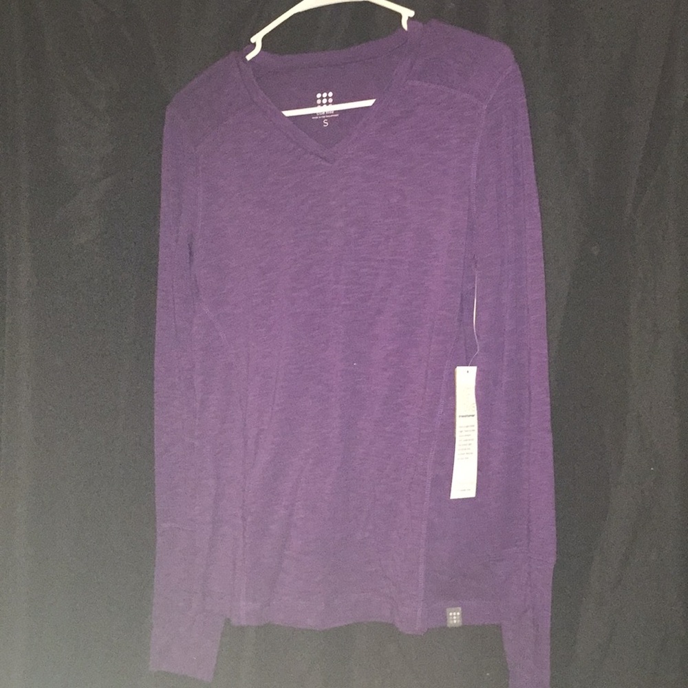 NWT Title nine top